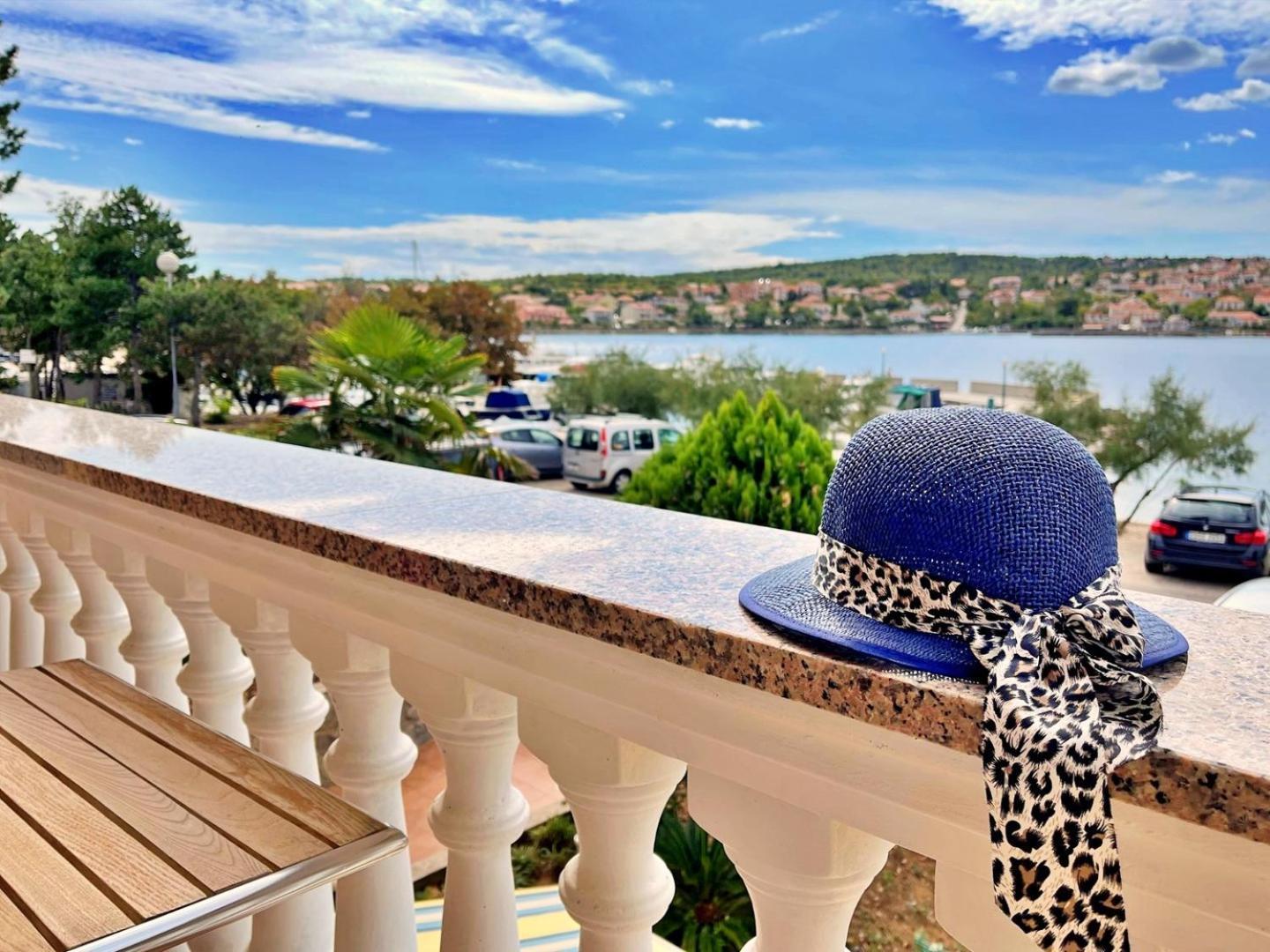 Villa Tiha Lili Šilo 外观 照片