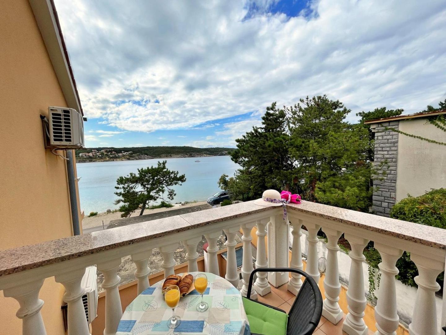 Villa Tiha Lili Šilo 外观 照片